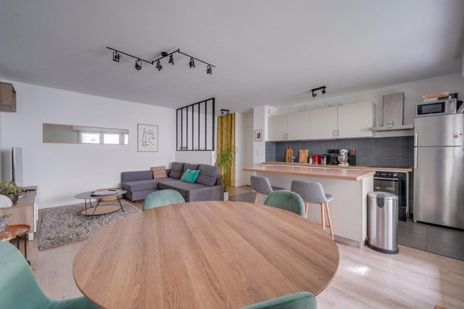 Pleasant Flat In Bordeaux With Terrace And Parking Daire Dış mekan fotoğraf